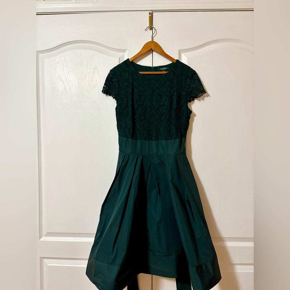 Ralph Lauren Elegant Green Lace Dress Size 14